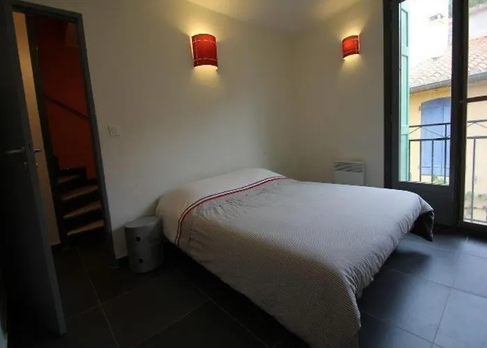 Apartamento 4ega41 Superbe F3 En Duplex Renove - Centre *